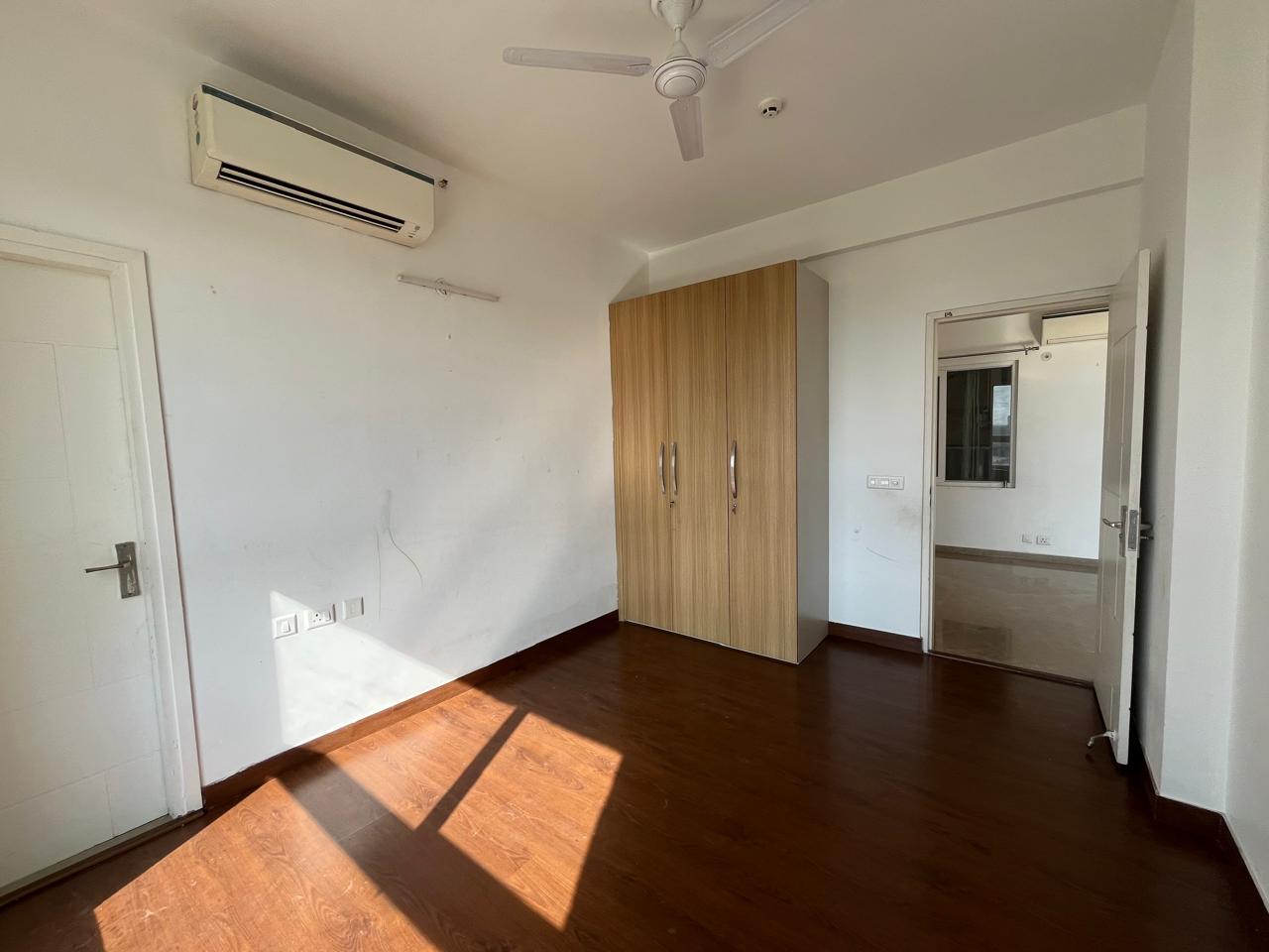 Bedroom-II, Mapsko Mounville Sec-79