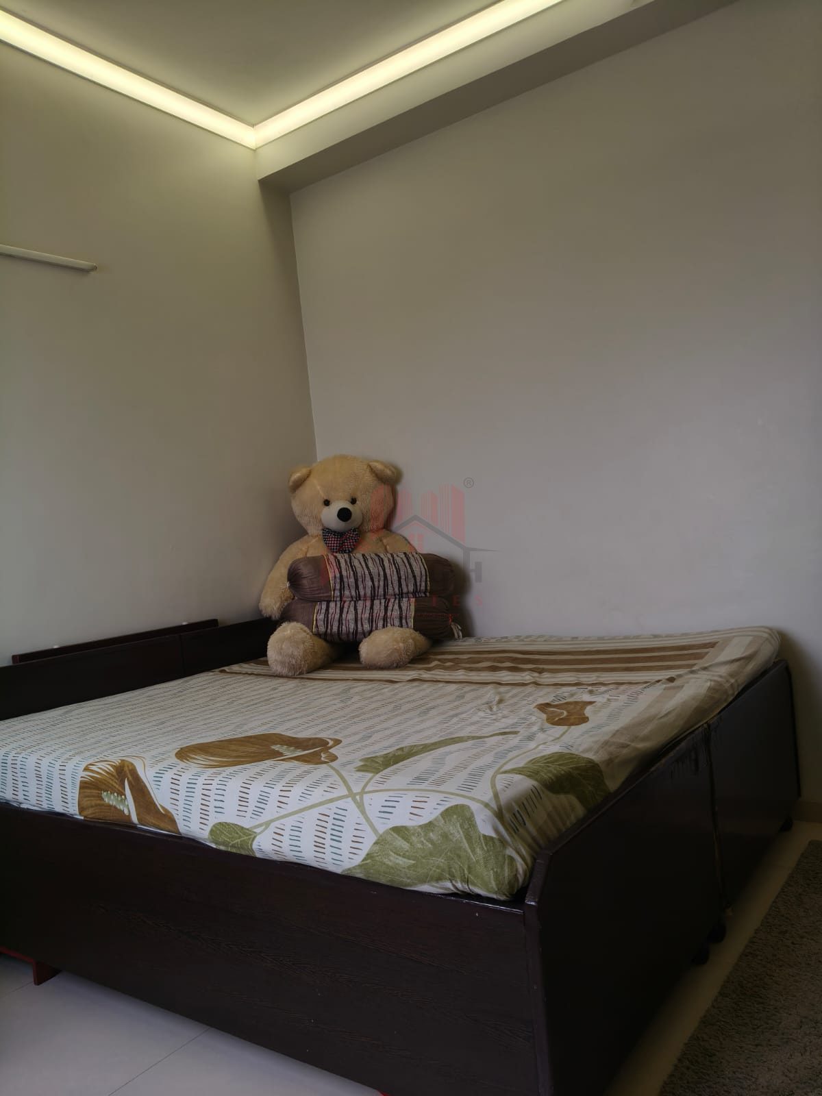 2 BHK for sale in G21, Sec-83
